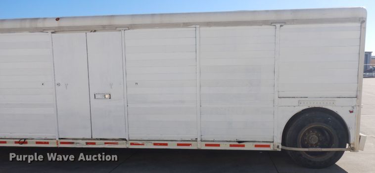 image for item EY9052 1995 Hackney beverage trailer