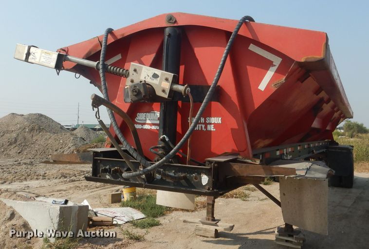 image for item FA9430 2003 Side Dump Industries side dump trailer