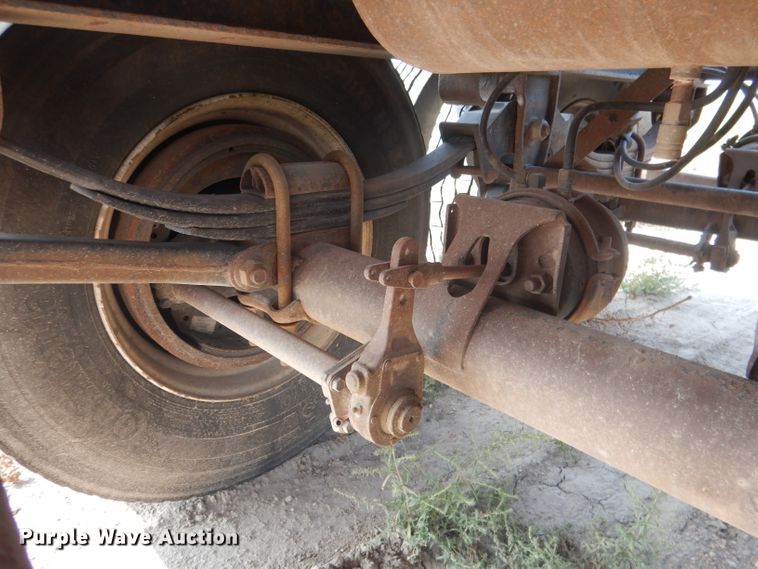 image for item FA9430 2003 Side Dump Industries side dump trailer