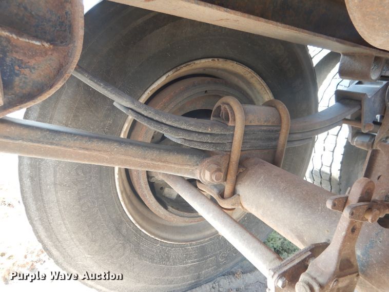 image for item FA9430 2003 Side Dump Industries side dump trailer