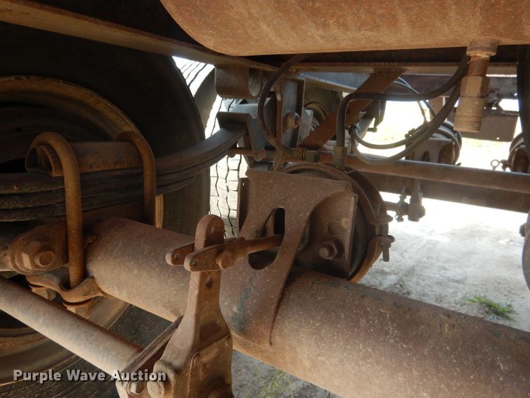 image for item FA9430 2003 Side Dump Industries side dump trailer