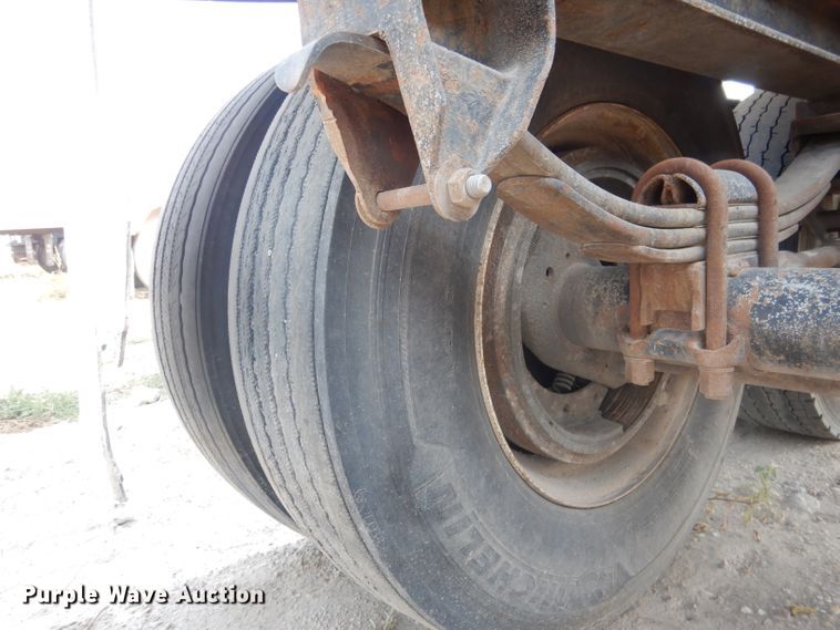 image for item FA9430 2003 Side Dump Industries side dump trailer