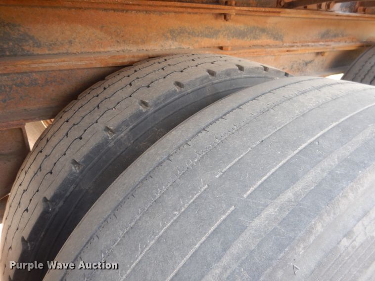 image for item FA9430 2003 Side Dump Industries side dump trailer