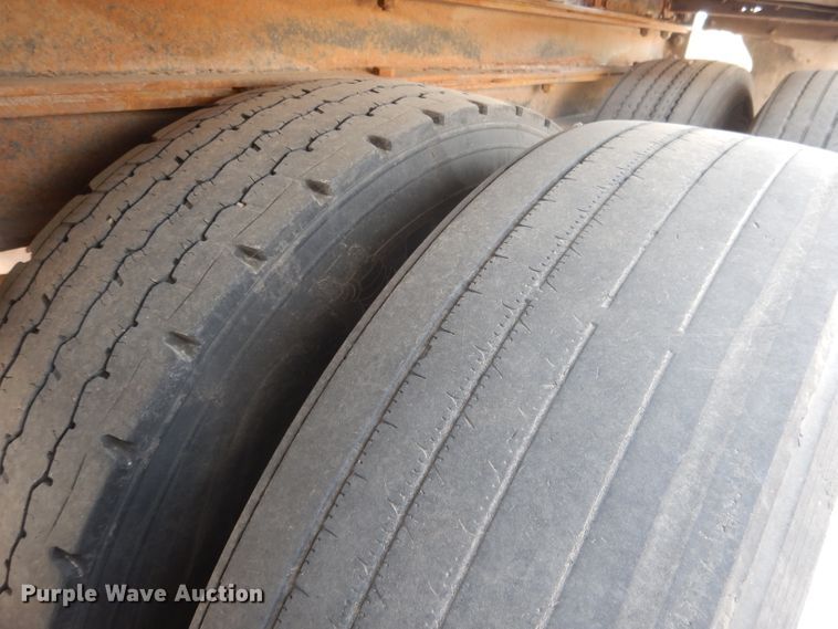 image for item FA9430 2003 Side Dump Industries side dump trailer