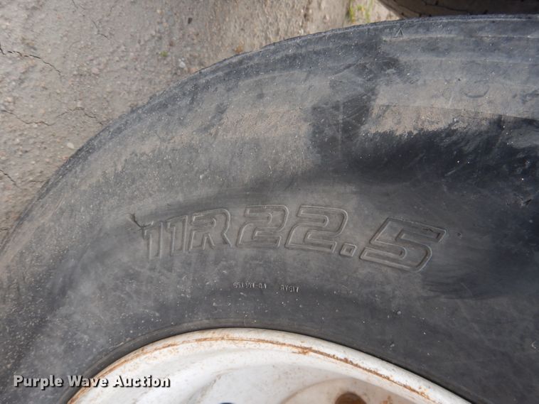 image for item FA9430 2003 Side Dump Industries side dump trailer