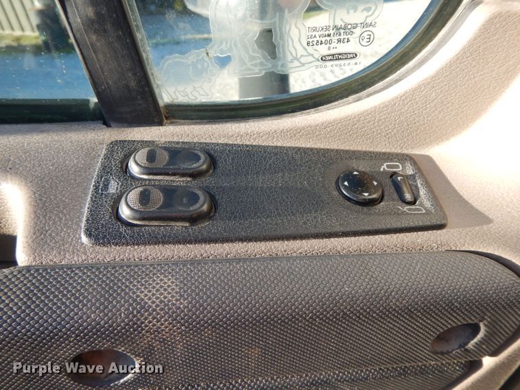 image for item FG9693 2009 Freightliner Cascadia  semi truck