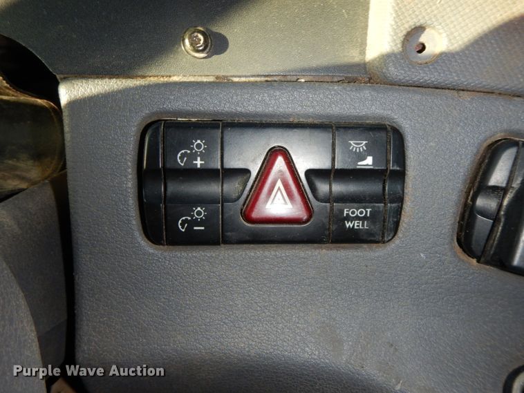 image for item FG9693 2009 Freightliner Cascadia  semi truck