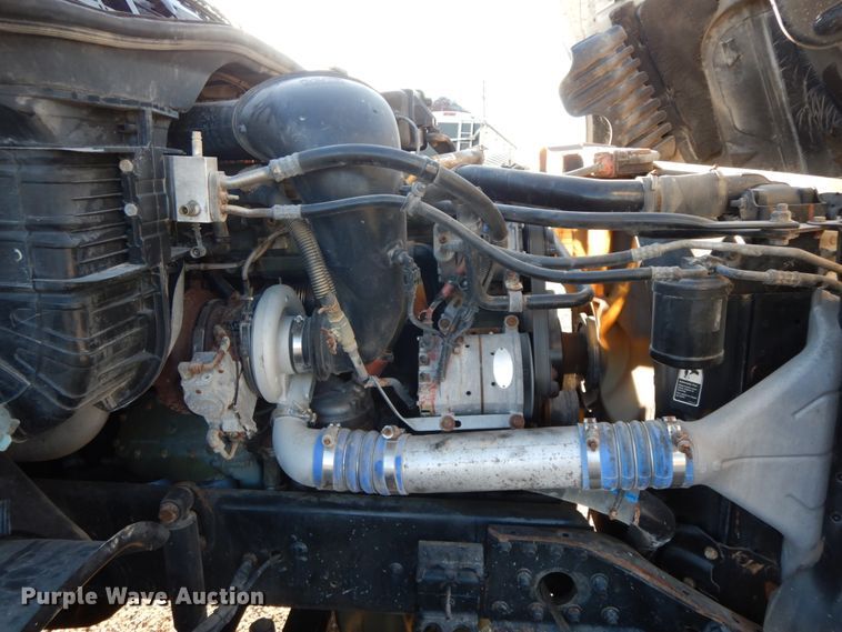 image for item FG9693 2009 Freightliner Cascadia  semi truck