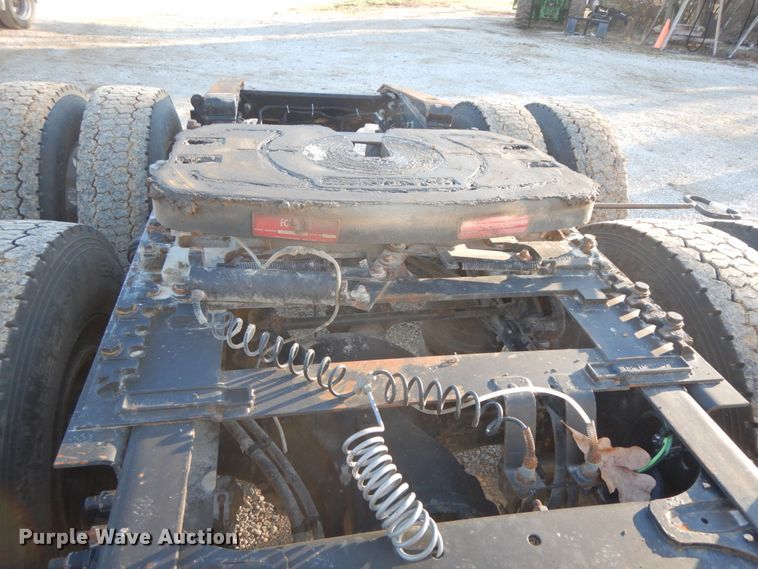 image for item FG9693 2009 Freightliner Cascadia  semi truck