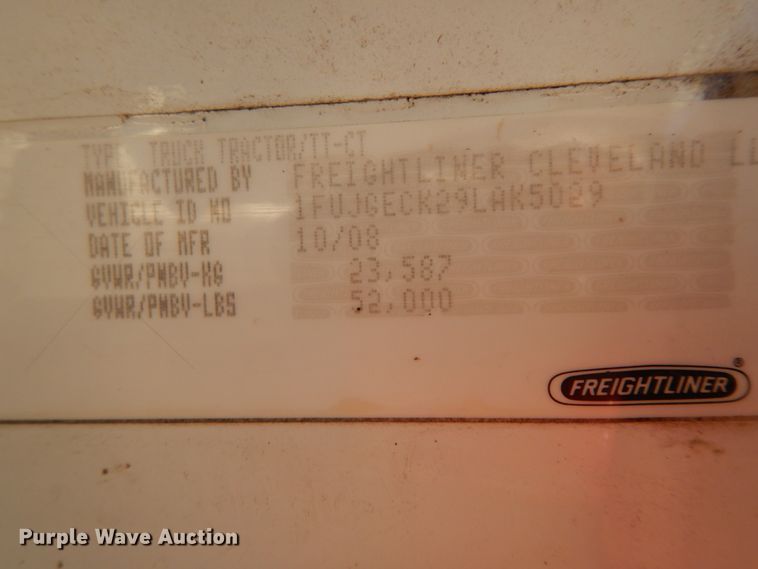 image for item FG9693 2009 Freightliner Cascadia  semi truck