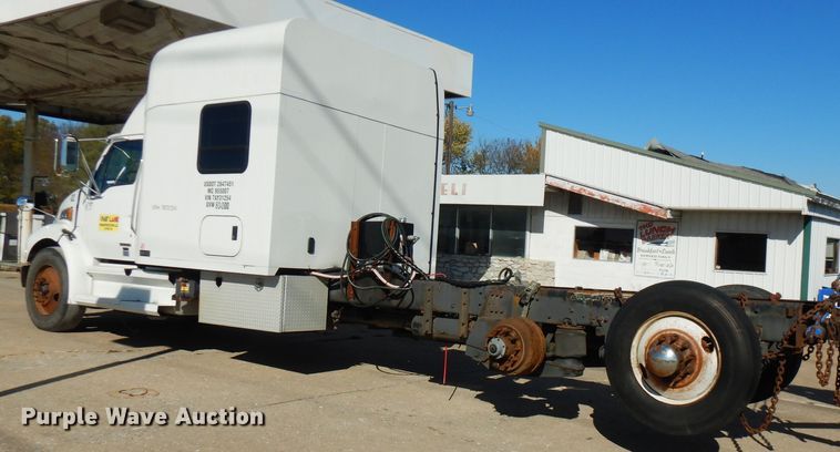 image for item FW9886 2007 Sterling Acterra  truck cab and chassis