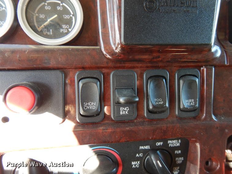 image for item FW9886 2007 Sterling Acterra  truck cab and chassis