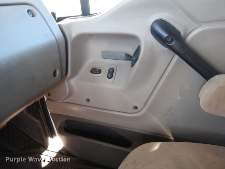 image for item FW9886 2007 Sterling Acterra  truck cab and chassis