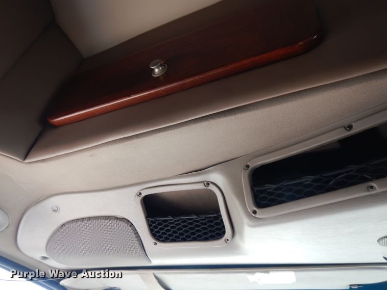 image for item FW9886 2007 Sterling Acterra  truck cab and chassis