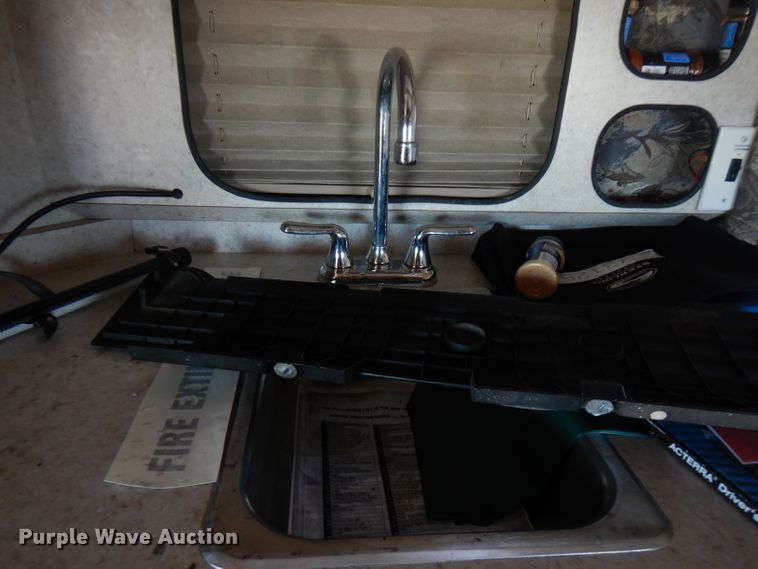 image for item FW9886 2007 Sterling Acterra  truck cab and chassis