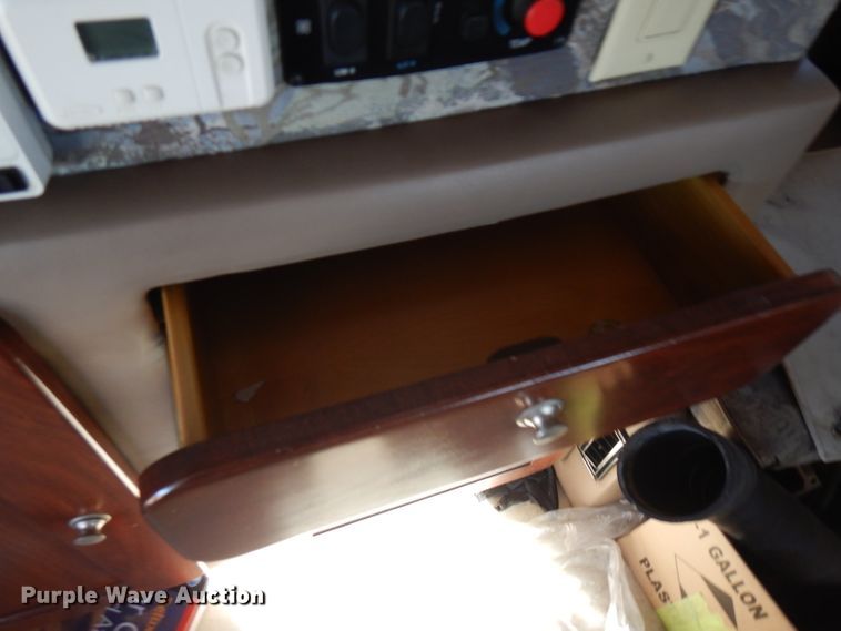 image for item FW9886 2007 Sterling Acterra  truck cab and chassis