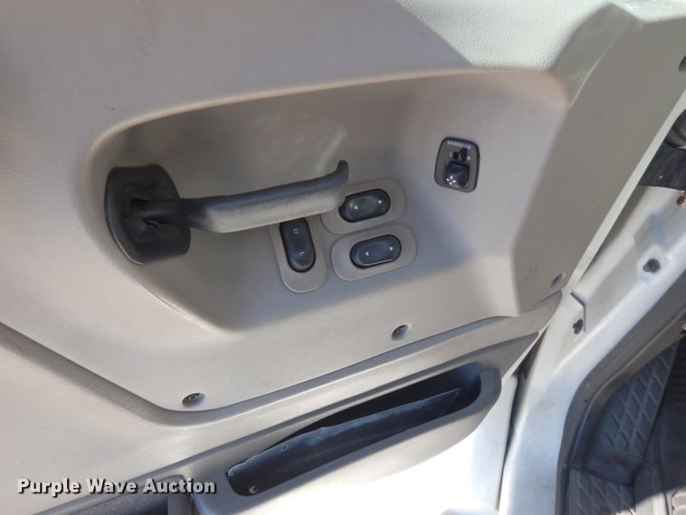 image for item FW9886 2007 Sterling Acterra  truck cab and chassis