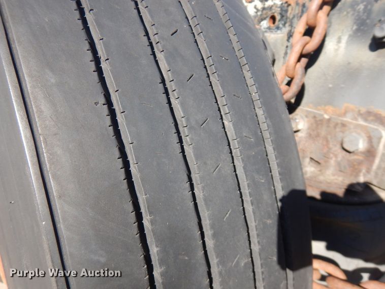 image for item FW9886 2007 Sterling Acterra  truck cab and chassis