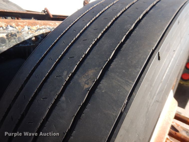 image for item FW9886 2007 Sterling Acterra  truck cab and chassis