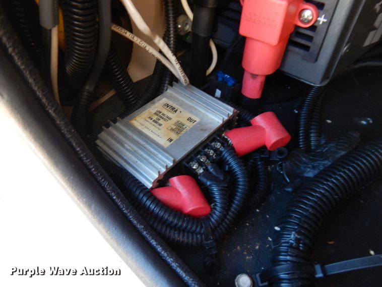 image for item FW9886 2007 Sterling Acterra  truck cab and chassis