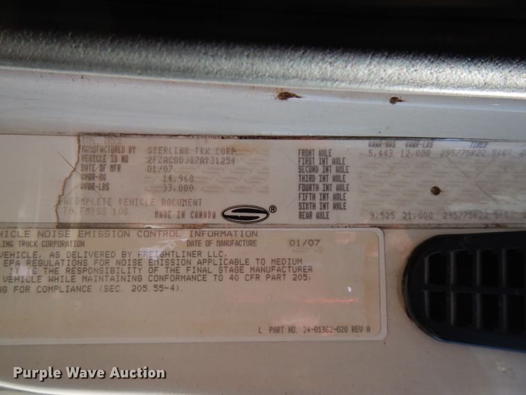 image for item FW9886 2007 Sterling Acterra  truck cab and chassis