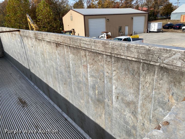 image for item HA9720 2012 Travis 201348FT walking floor trailer