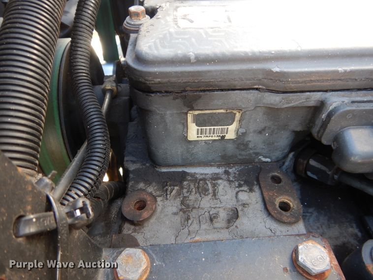 image for item HC9138 2009 Peterbilt 335  bucket truck