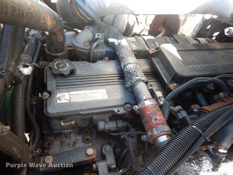 image for item HC9138 2009 Peterbilt 335  bucket truck