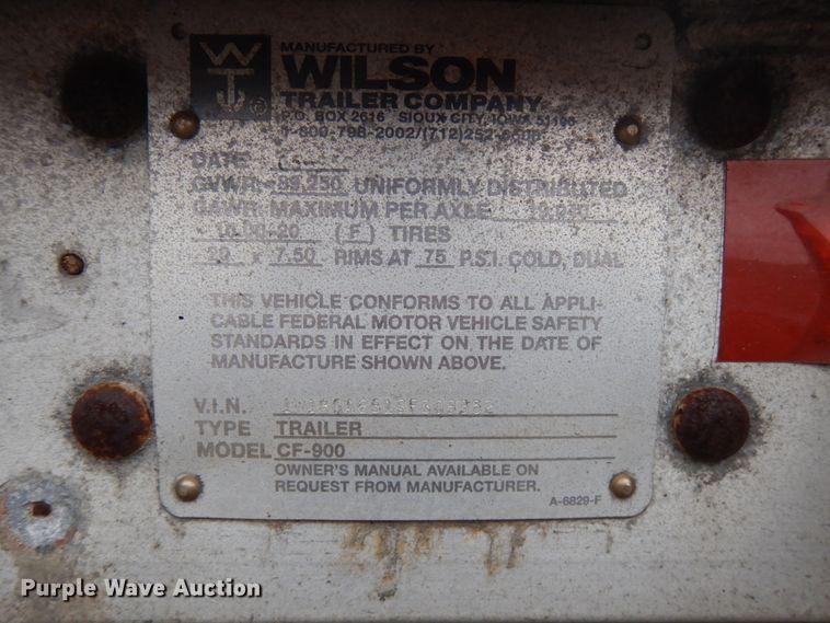 image for item HD9103 1995 Wilson CF-900 flatbed trailer