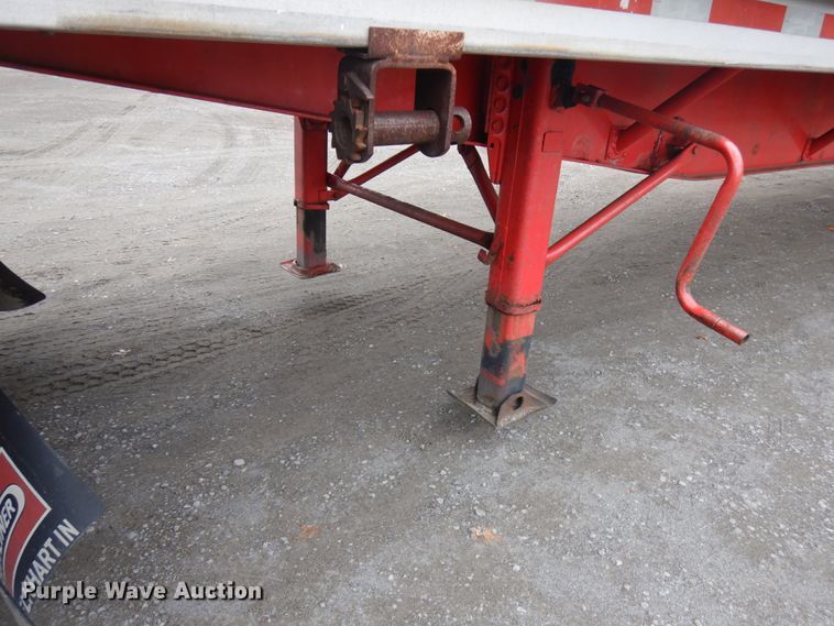 image for item HD9104 1995 Wilson CF-900 flatbed trailer