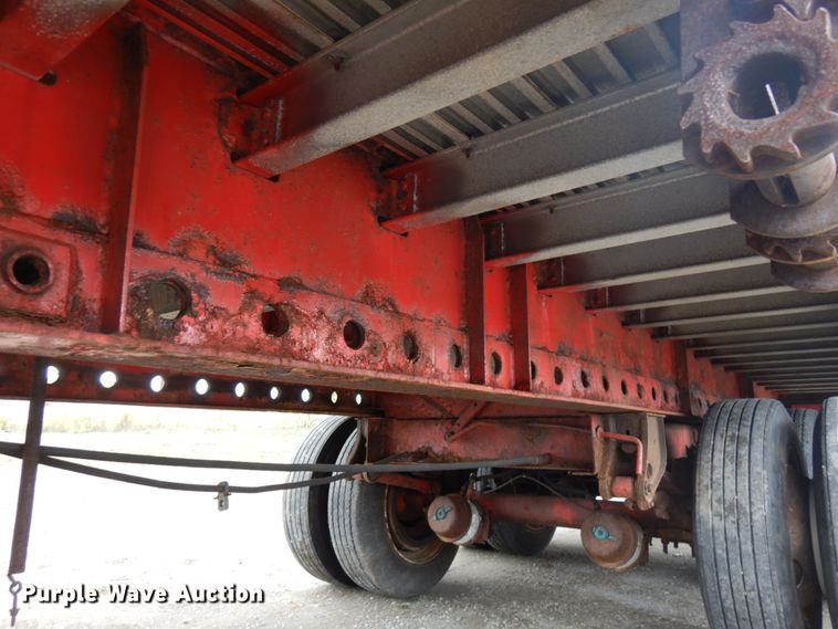 image for item HD9104 1995 Wilson CF-900 flatbed trailer