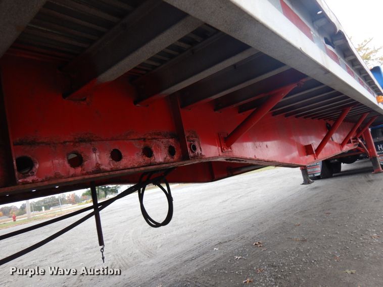 image for item HD9104 1995 Wilson CF-900 flatbed trailer