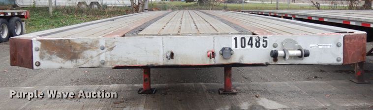 image for item HD9105 1995 Wilson CF-900 flatbed trailer
