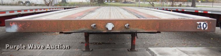 image for item HD9106 2006 Fontaine flatbed trailer