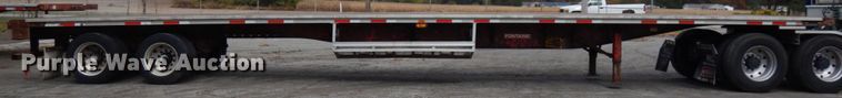 image for item HD9106 2006 Fontaine flatbed trailer