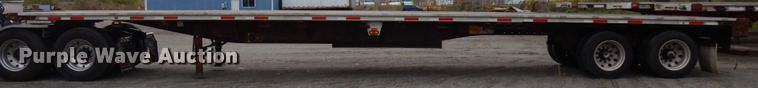 image for item HD9106 2006 Fontaine flatbed trailer