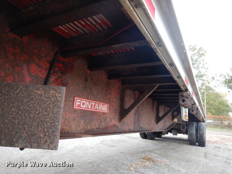 image for item HD9107 2006 Fontaine flatbed trailer