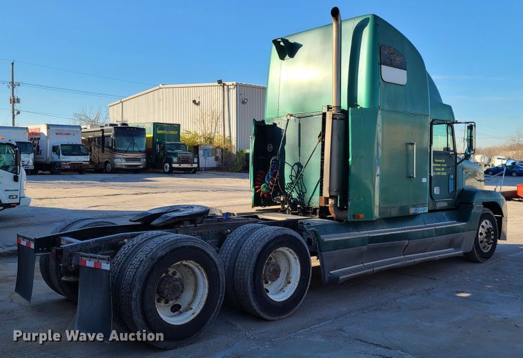 image for item HE9984 1995 Freightliner FLD  semi truck