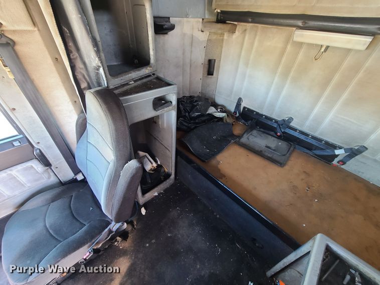 image for item HE9984 1995 Freightliner FLD  semi truck