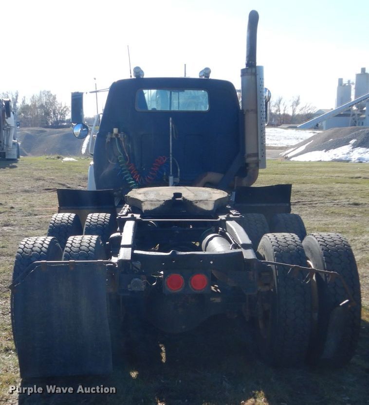 image for item HS9418 1988 GMC Brigadier  semi truck