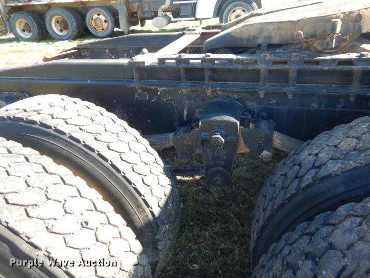 image for item HS9418 1988 GMC Brigadier  semi truck