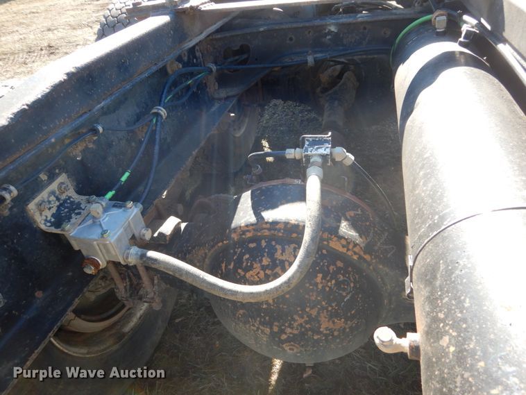 image for item HS9418 1988 GMC Brigadier  semi truck