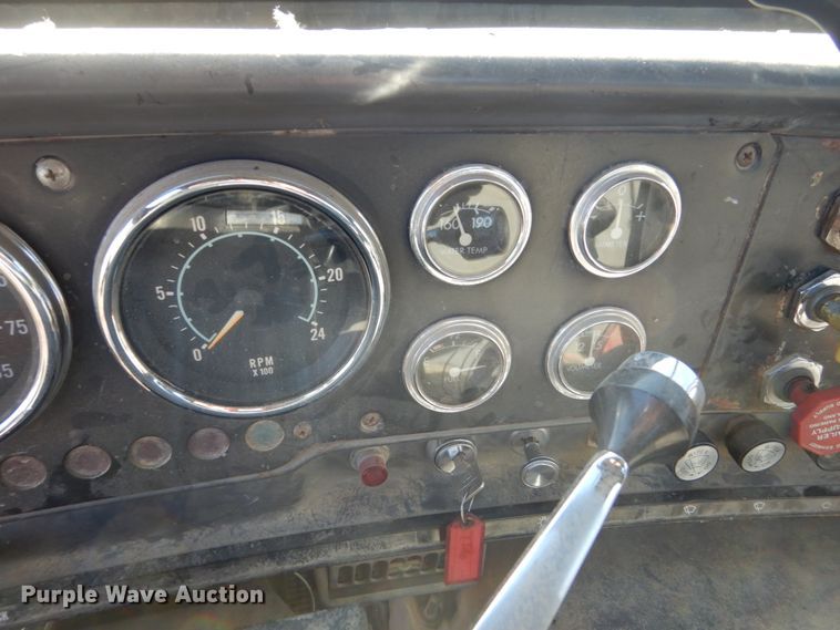 image for item HS9418 1988 GMC Brigadier  semi truck