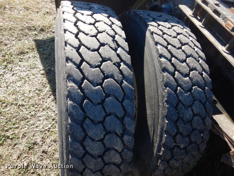 image for item HS9418 1988 GMC Brigadier  semi truck