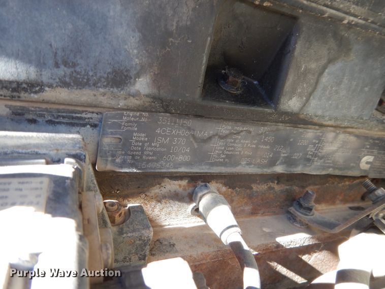 image for item HS9419 2005 International 9200i  semi truck