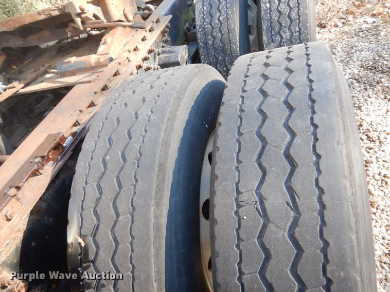 image for item HS9435 1996 Volvo WIA  semi truck