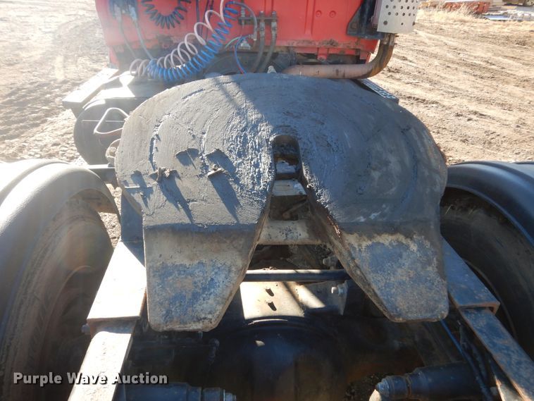 image for item HS9442 1992 Ford Aeromax L9000  semi truck