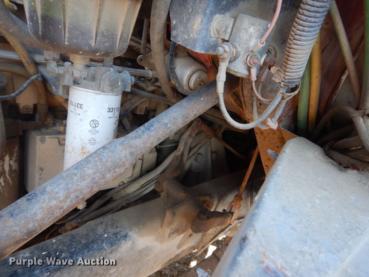 image for item HS9442 1992 Ford Aeromax L9000  semi truck