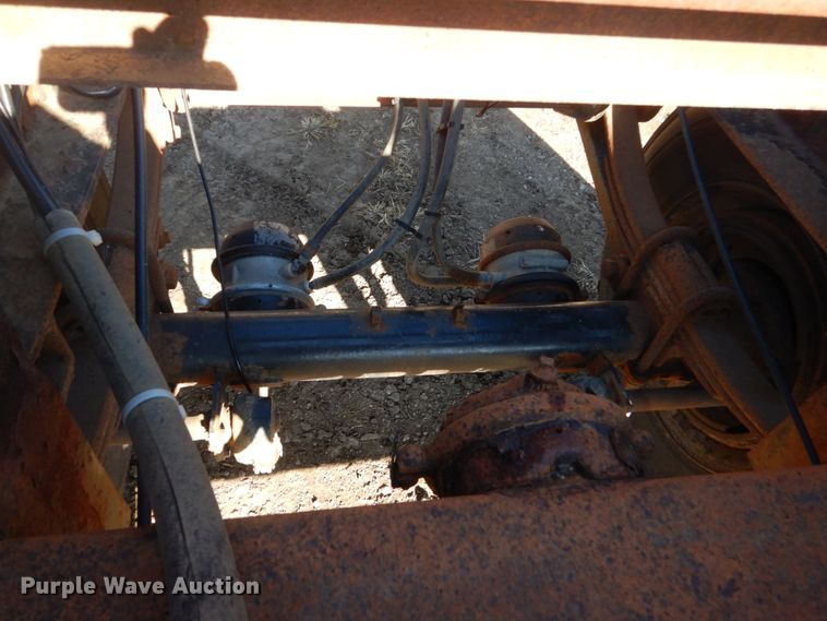 image for item HS9444 1999 Trailmobile pole trailer