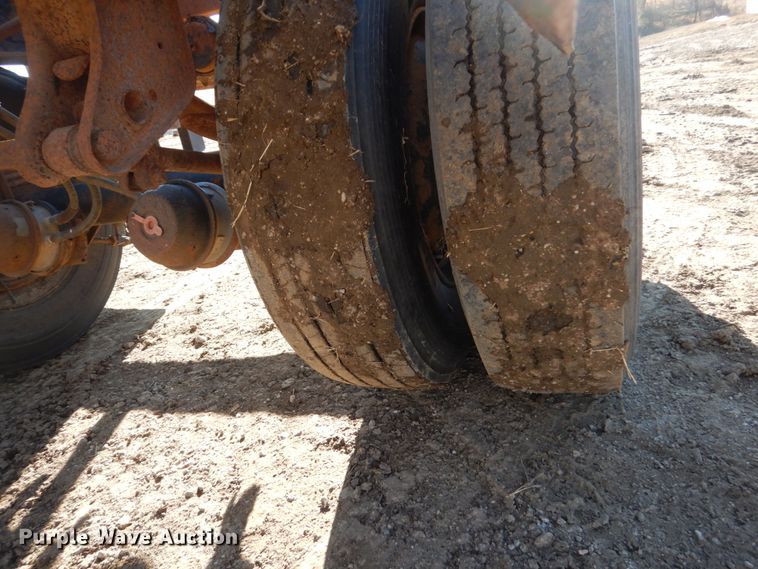 image for item HS9444 1999 Trailmobile pole trailer